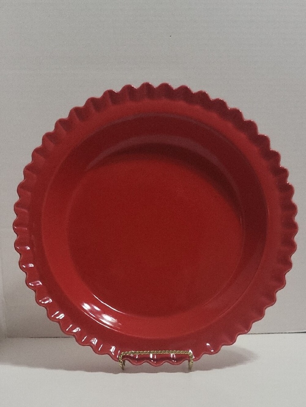 Red Fluted Ceramic Pie Dish